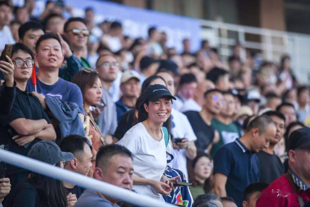 德甲分析:德甲迎来收官战 尘埃落定就在今晚 德甲分析:德甲迎来收官战 尘埃落定就在今晚